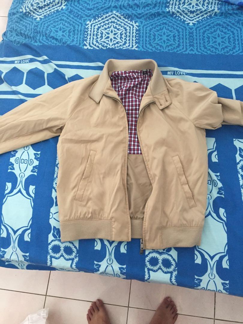 Jaket harrington bomber uniqlo size s NEW Fesyen Pria Pakaian