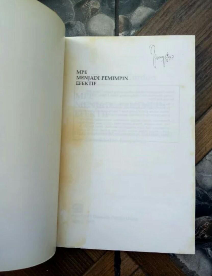 Mpe Menjadi Pemimpin Efektif Dr Thomas Gordon Buku Alat Tulis Buku Di Carousell