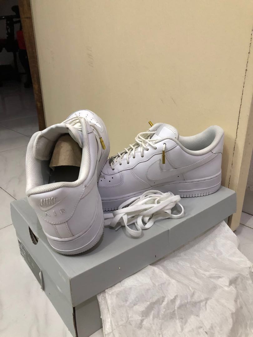 sneaker force one website