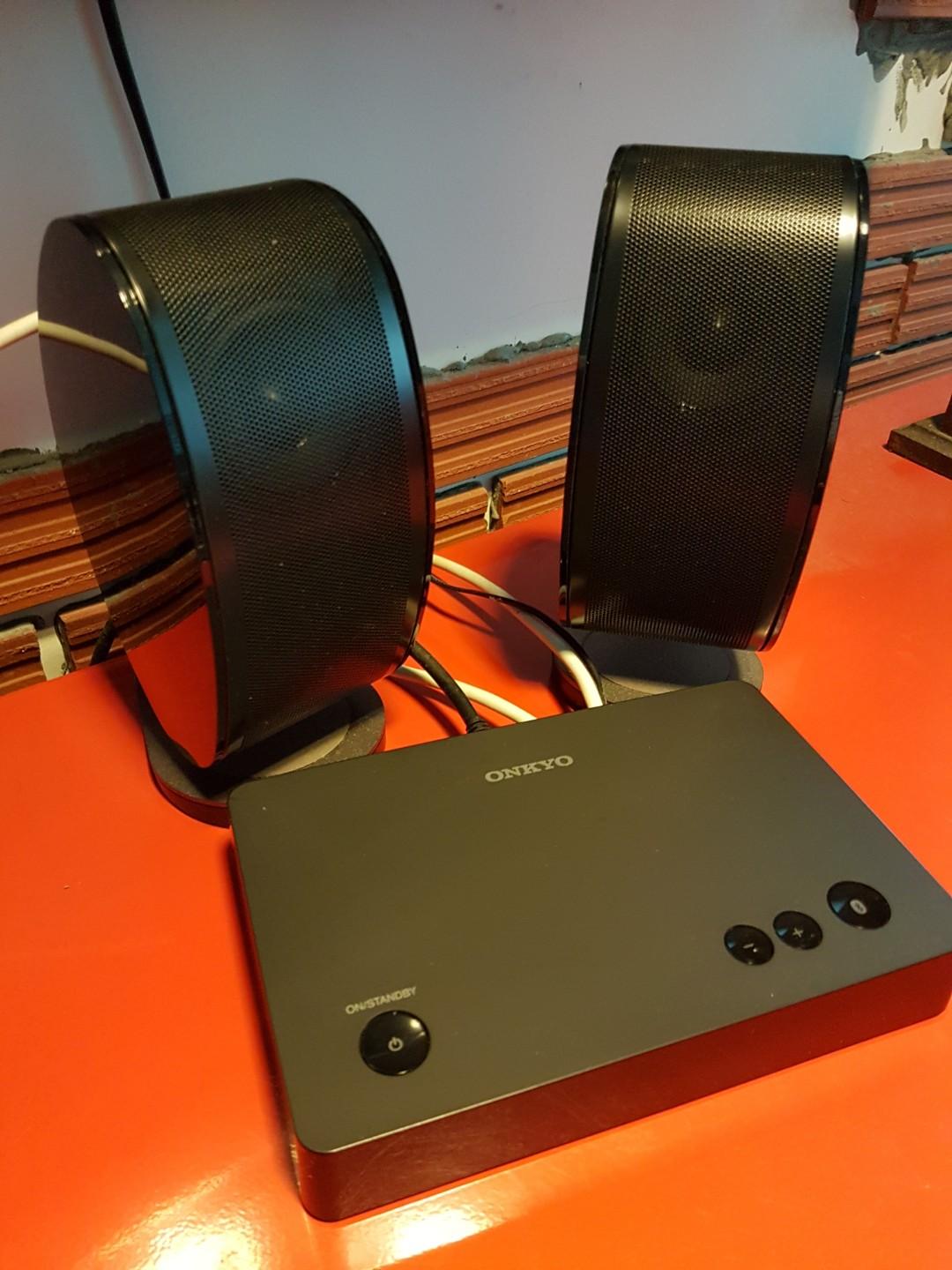 Onkyo home theater sound system. LS3200, Audio, Soundbars, Speakers