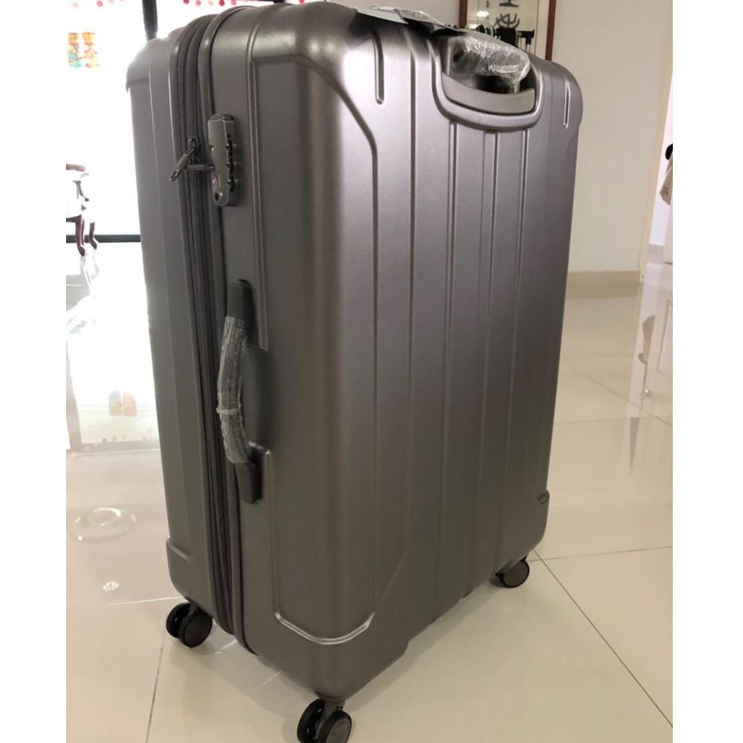 Samsonite nair top