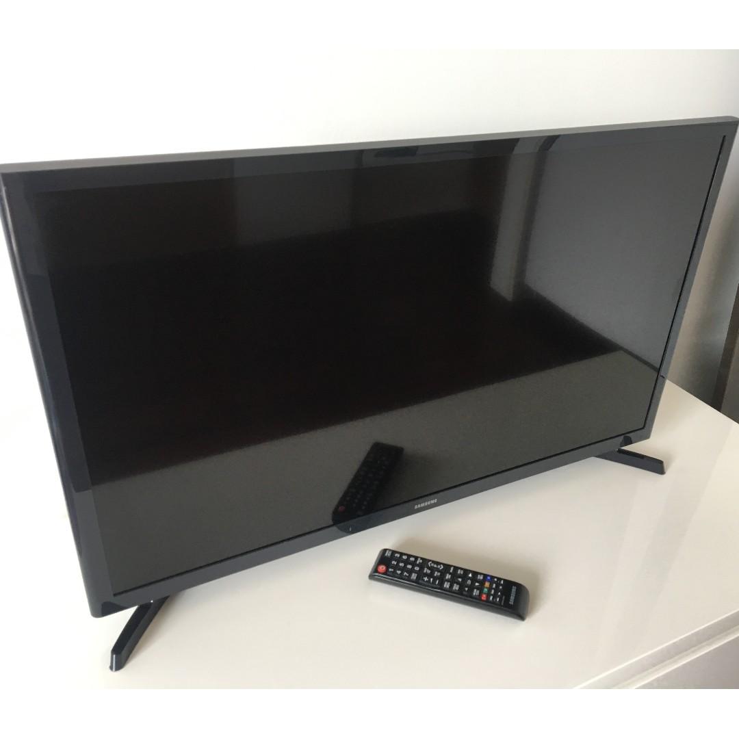 Samsung 32 Hd Flat Smart Tv Home Appliances Tvs Entertainment Systems On Carousell