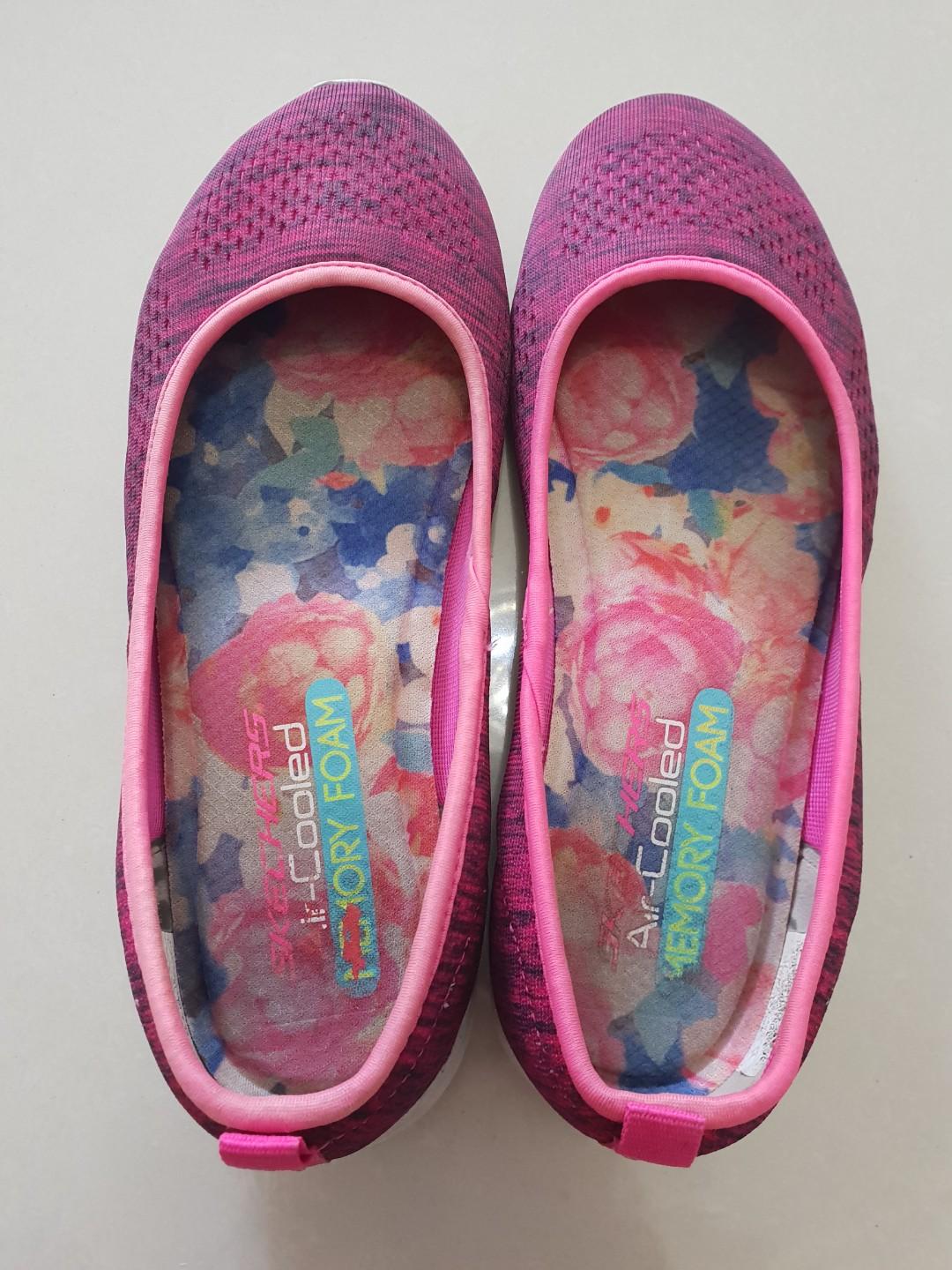 ladies pink sketchers