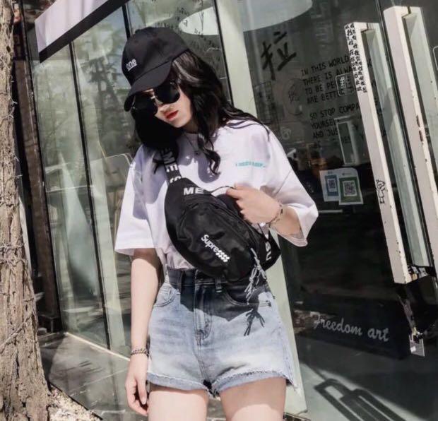 Supreme fanny pack style on sale