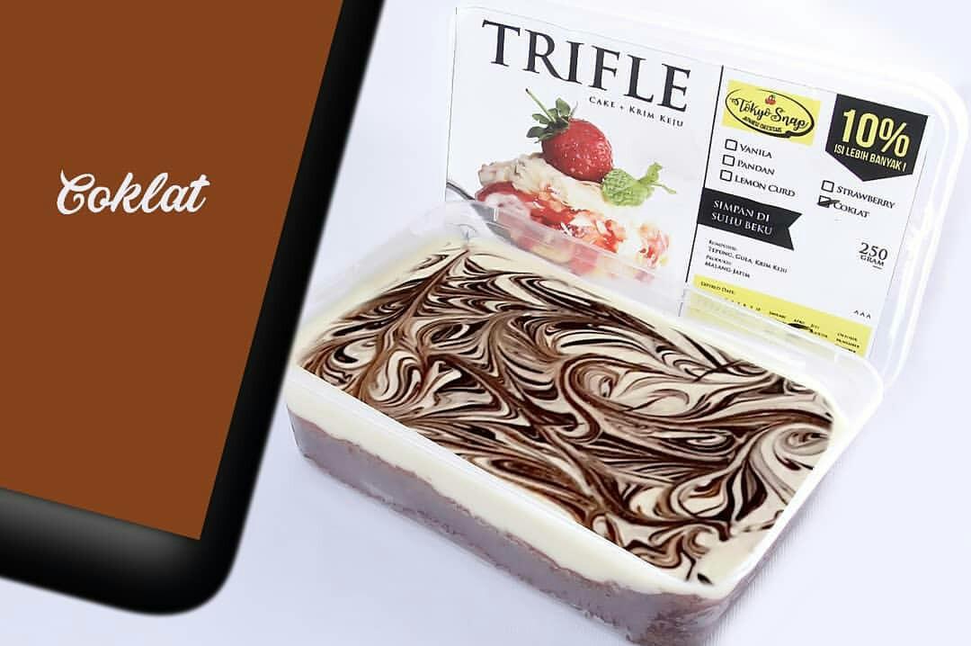 Trifle Cake Coklat Makanan Minuman Kue Kue Di Carousell