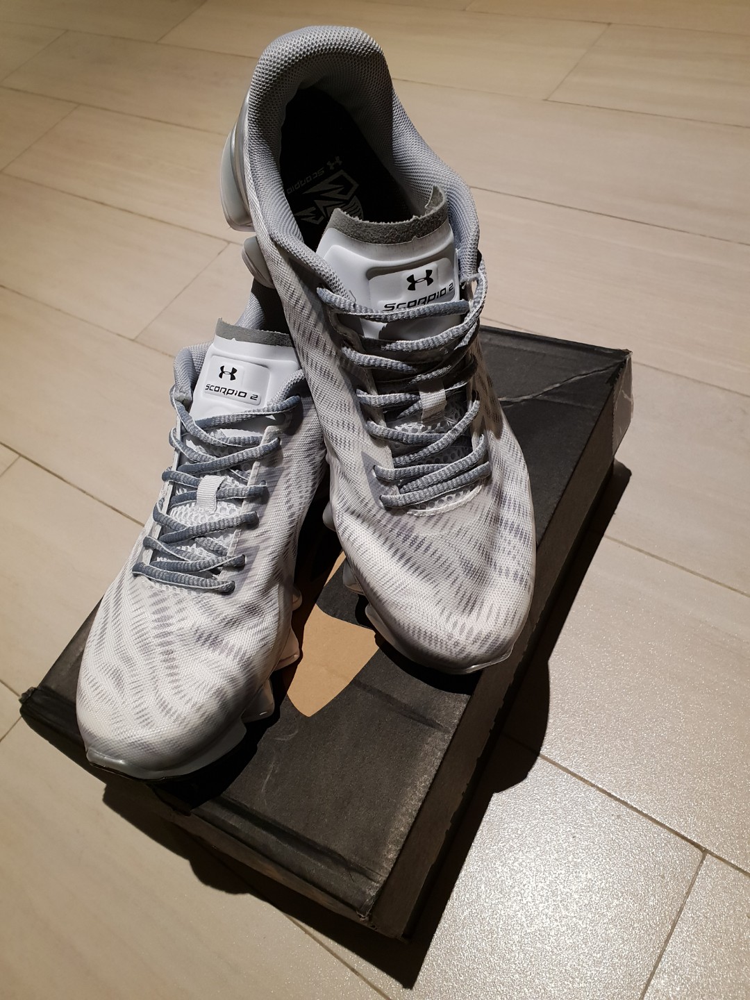 under armour scorpio 2