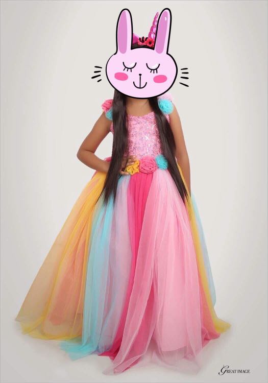 dress unicorn theme