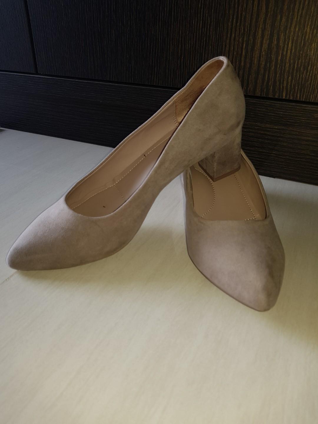 uniqlo heels