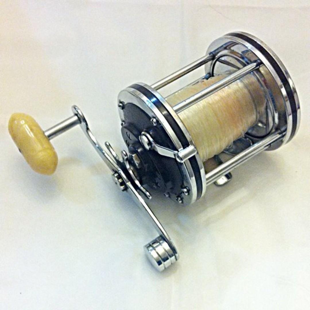 Vintage Fjord 112 Baitcasting Reel Made In Japan.