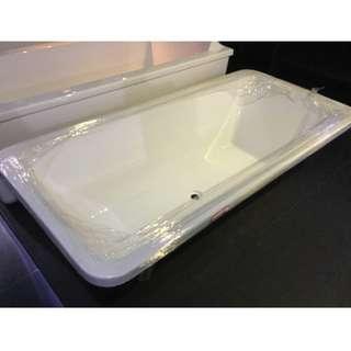H+M / HQ170A Bathtub