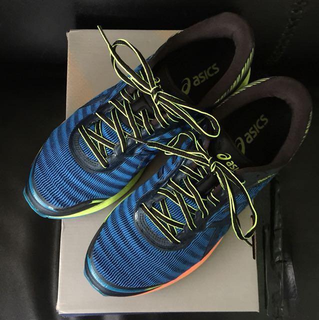 Asics Men s DynaFlyte Running Shoes in sz US 9.5 Women s Fashion Footwear Sneakers on Carousell