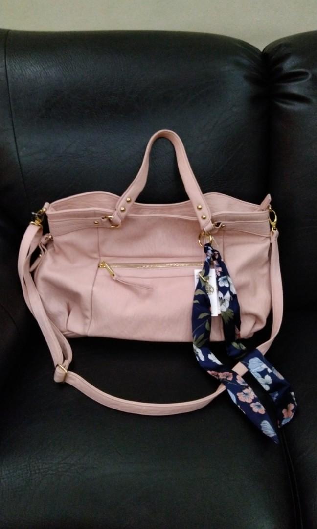 Jessica simpson top doris tote bag