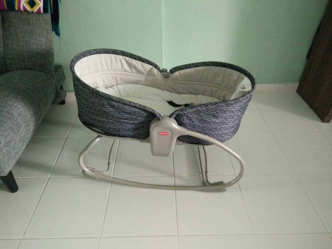 baby cot with rocker
