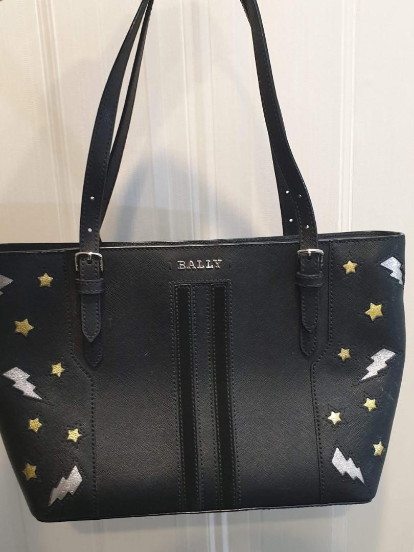 bally supra small tote