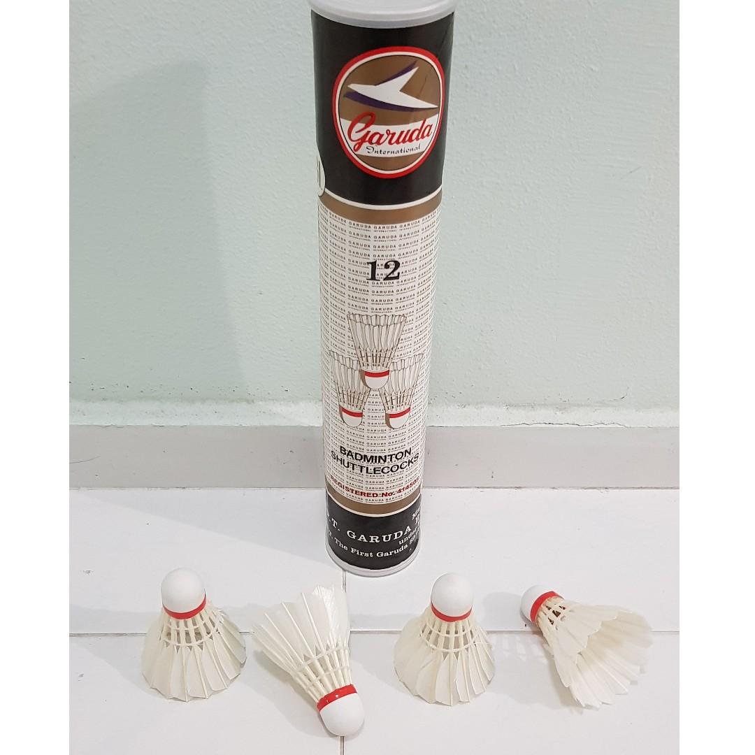 International shuttlecock deals