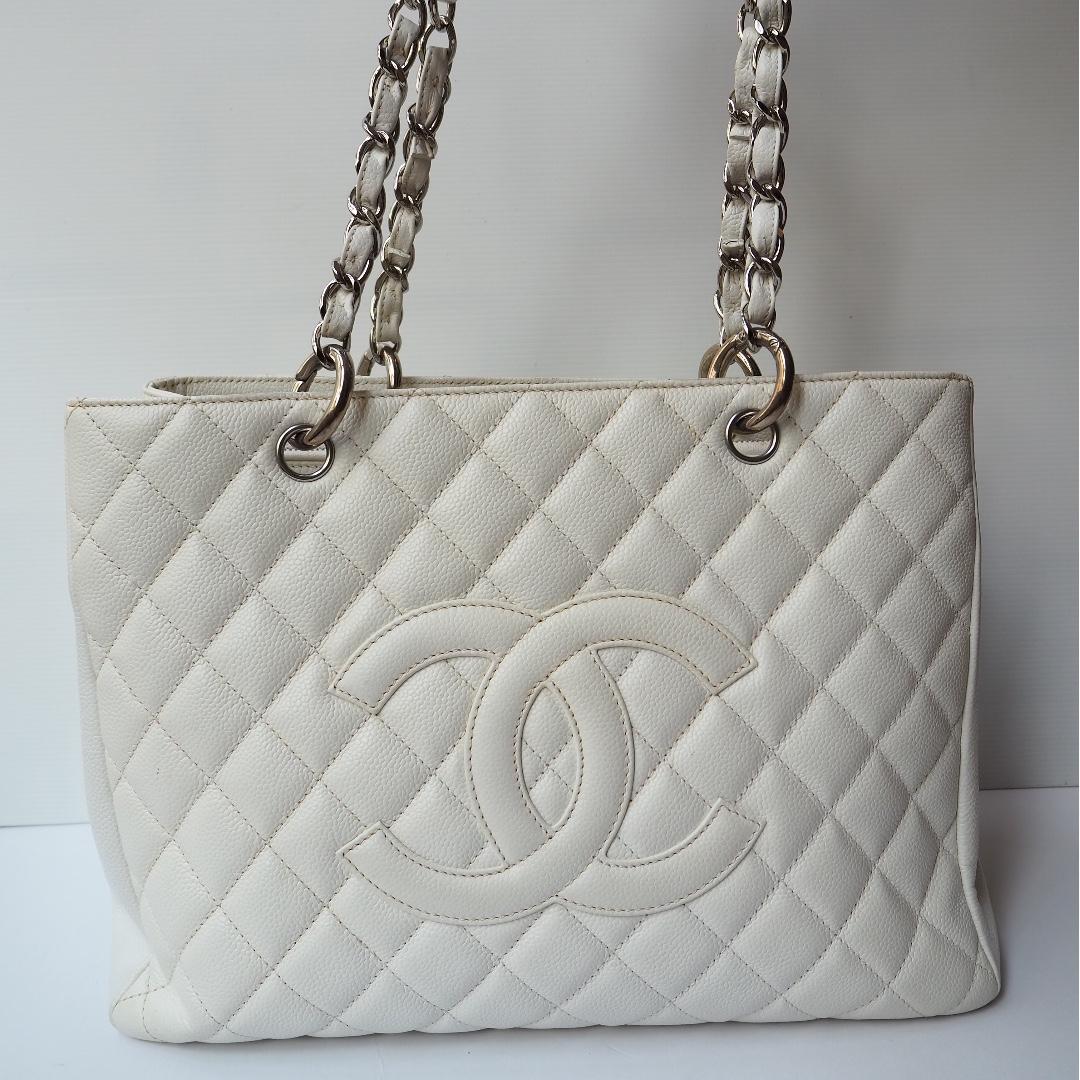 chanel white tote bag