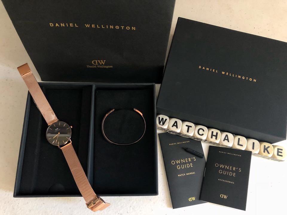 DW Daniel Wellington with Cuff Bangle Women s Fashion Watches Accessories Watches on Carousell