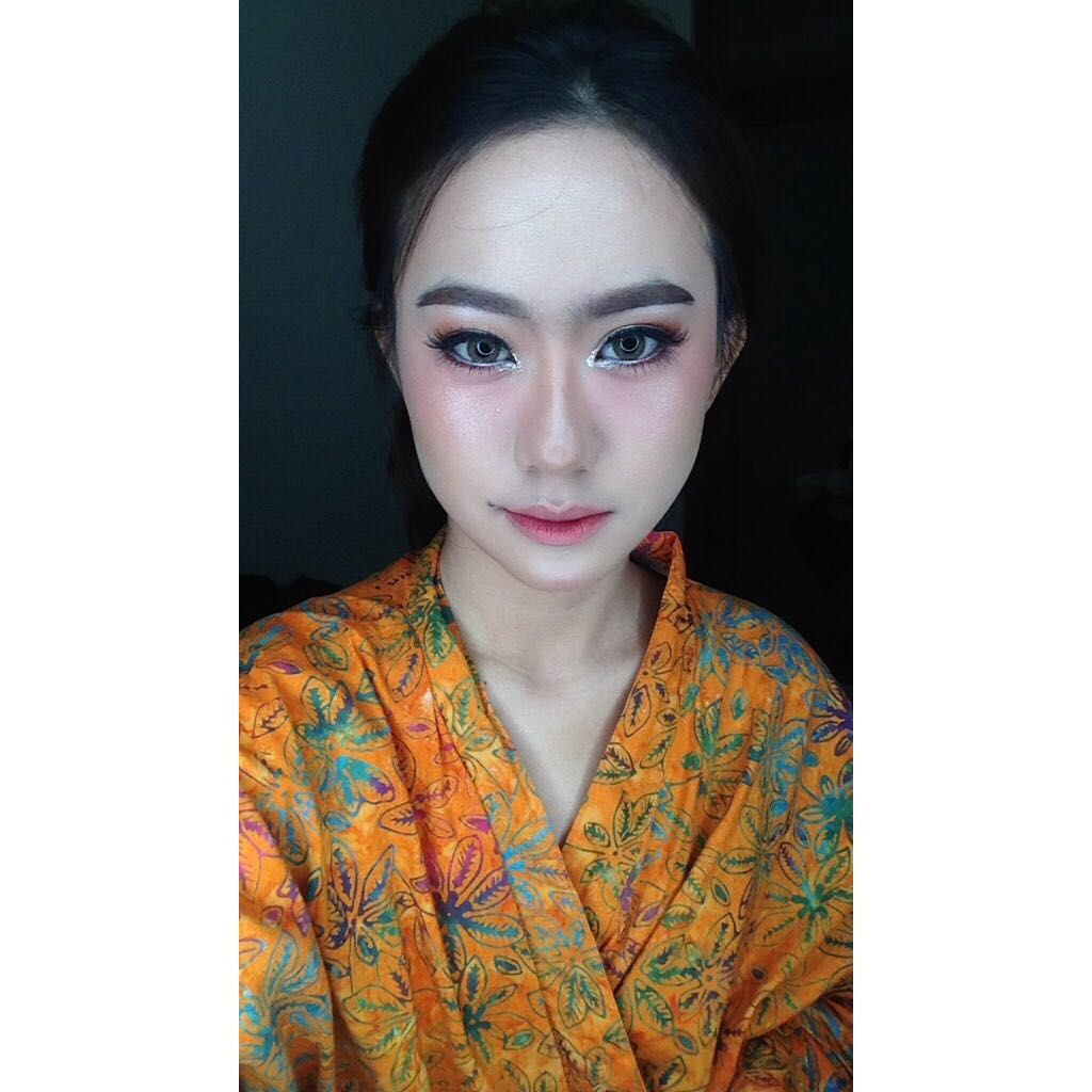 Jasa Makeup Artist Bekasi Health Beauty Makeup On Carousell