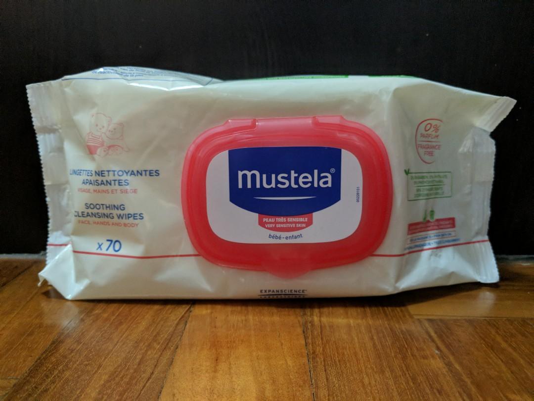 mustela soothing cleansing wipes