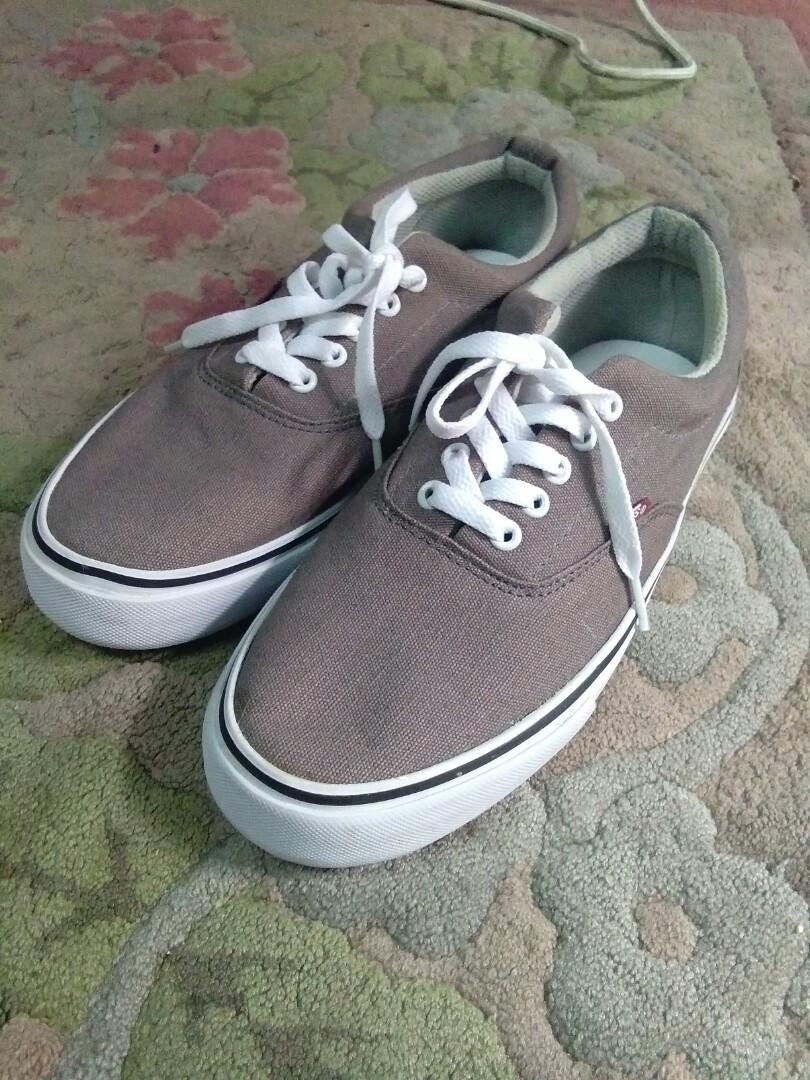 vans 42