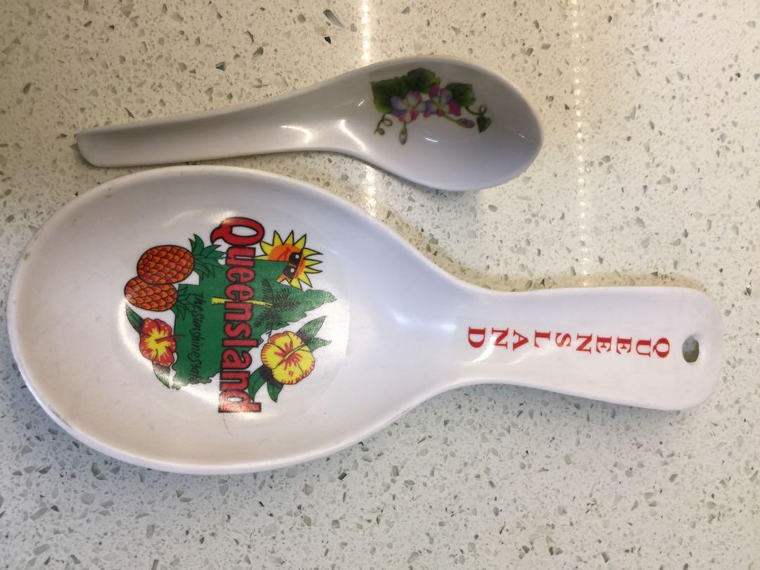 Vintage plastic spoons, Furniture & Home Living, Kitchenware