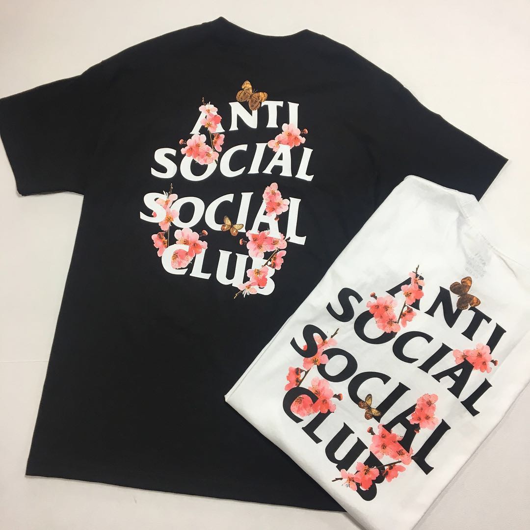Social Club Kkoch Floral tee 