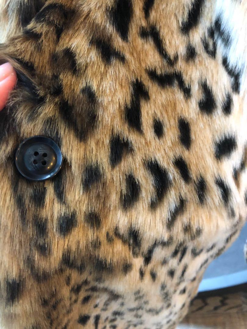Aritzia Talula Leopard Faux Coat XS Women s Fashion Clothes on Carousell