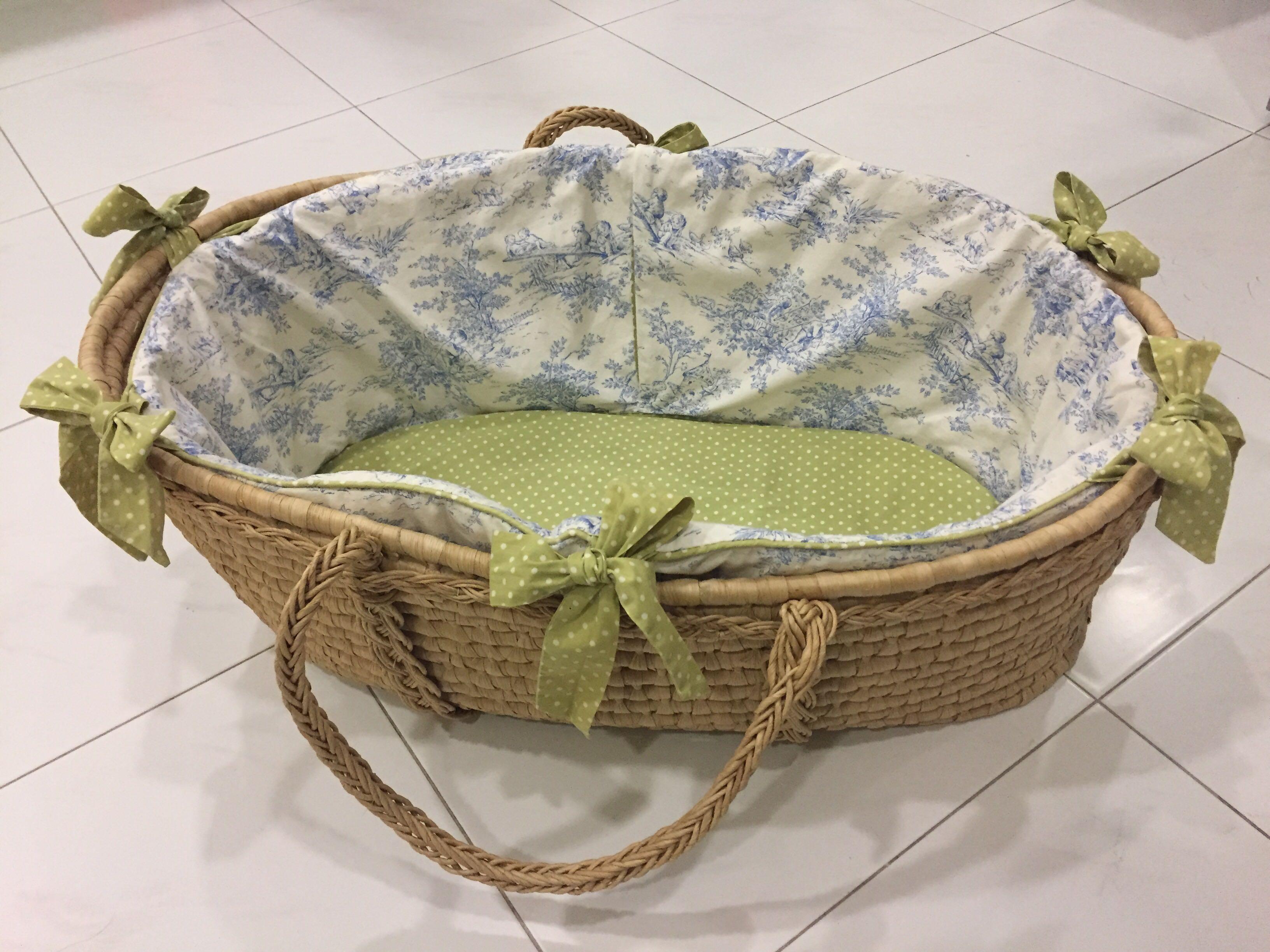 Beautiful Country Style Moses Basket, Babies & Kids, Baby Nursery