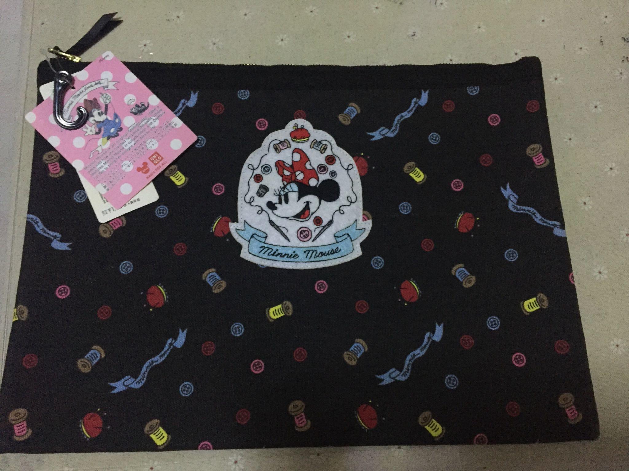 BNWT JAPAN Uniqlo Minnie Mouse Disney Clutch From Japan, Women's