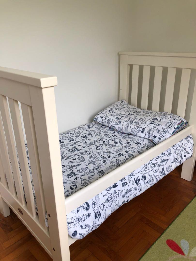 boori toddler bed