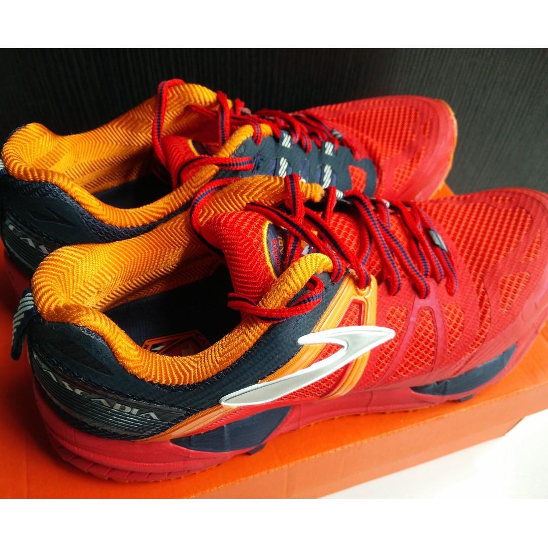 Brooks cascadia 7 mens red sale