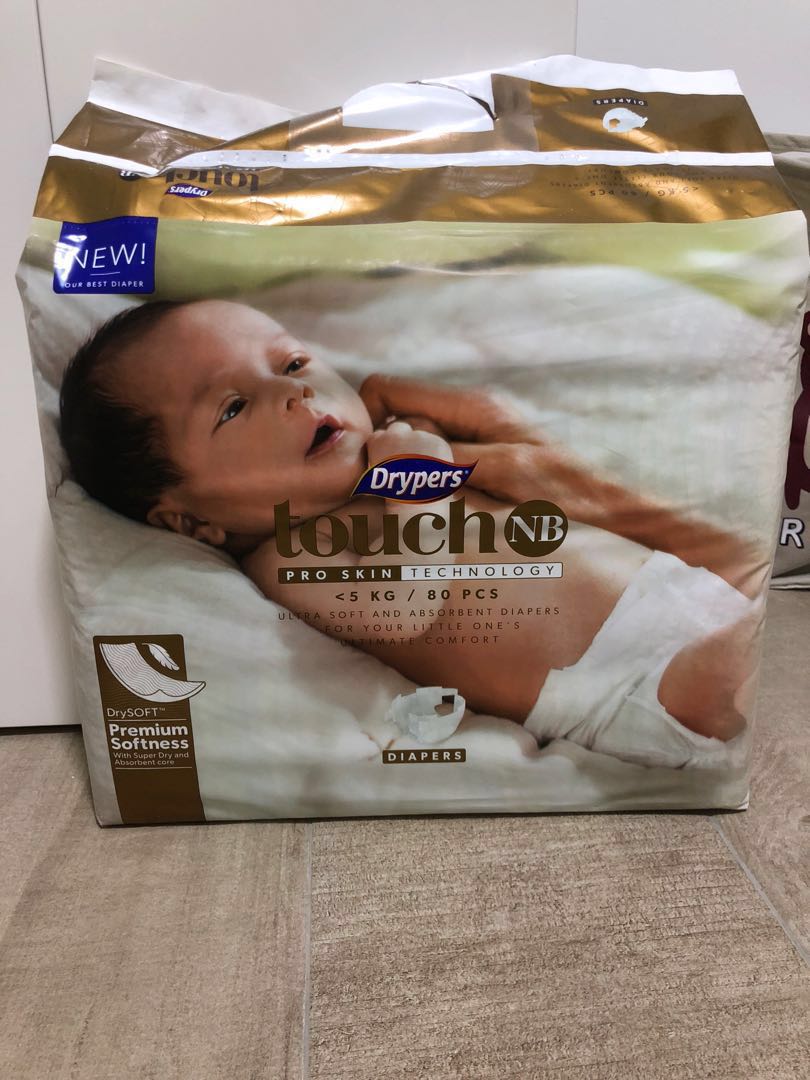 drypers touch newborn