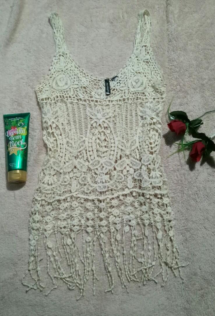 Full Tilt cover up (Category: Sets or Coordinates) located in Marikina City. Submitted by threefty (Listing ID 198417289, Image 3). Description: Full tilt crochet dress / cover up Color: Off white Beach wear. Worn twice. No flaws Small to Medium Bought abroad for around 900php Boho feels ~.