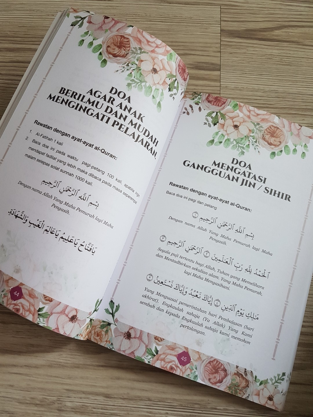 Jrm Rantaian Doa Sufi Book Of Supplications Mustanir Books Stationery Non Fiction On Carousell