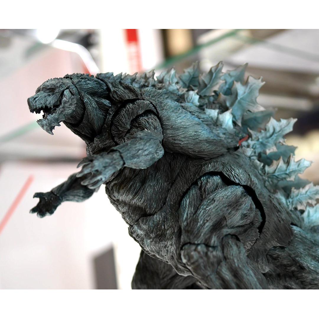 SH MonsterArts Godzilla Earth is Coming