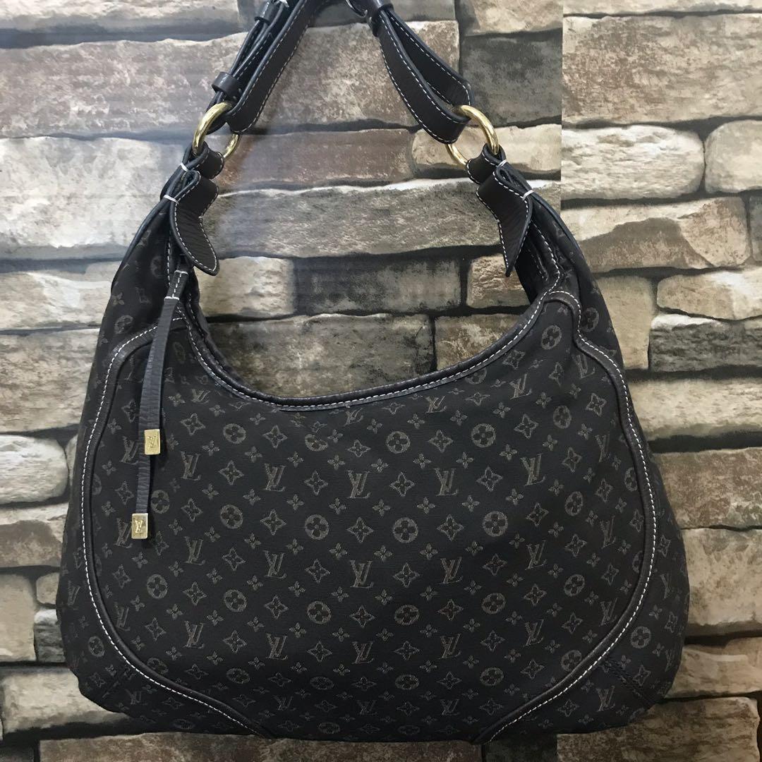 Louis Vuitton Mono Idylle Hobo Bag (Category: Luxury Bags & Wallets) located in Manila. Submitted by shopaholic_gurl (Listing ID 198423572, Image 1). Description: In excellent used condition With code No other inclusions Bag only.