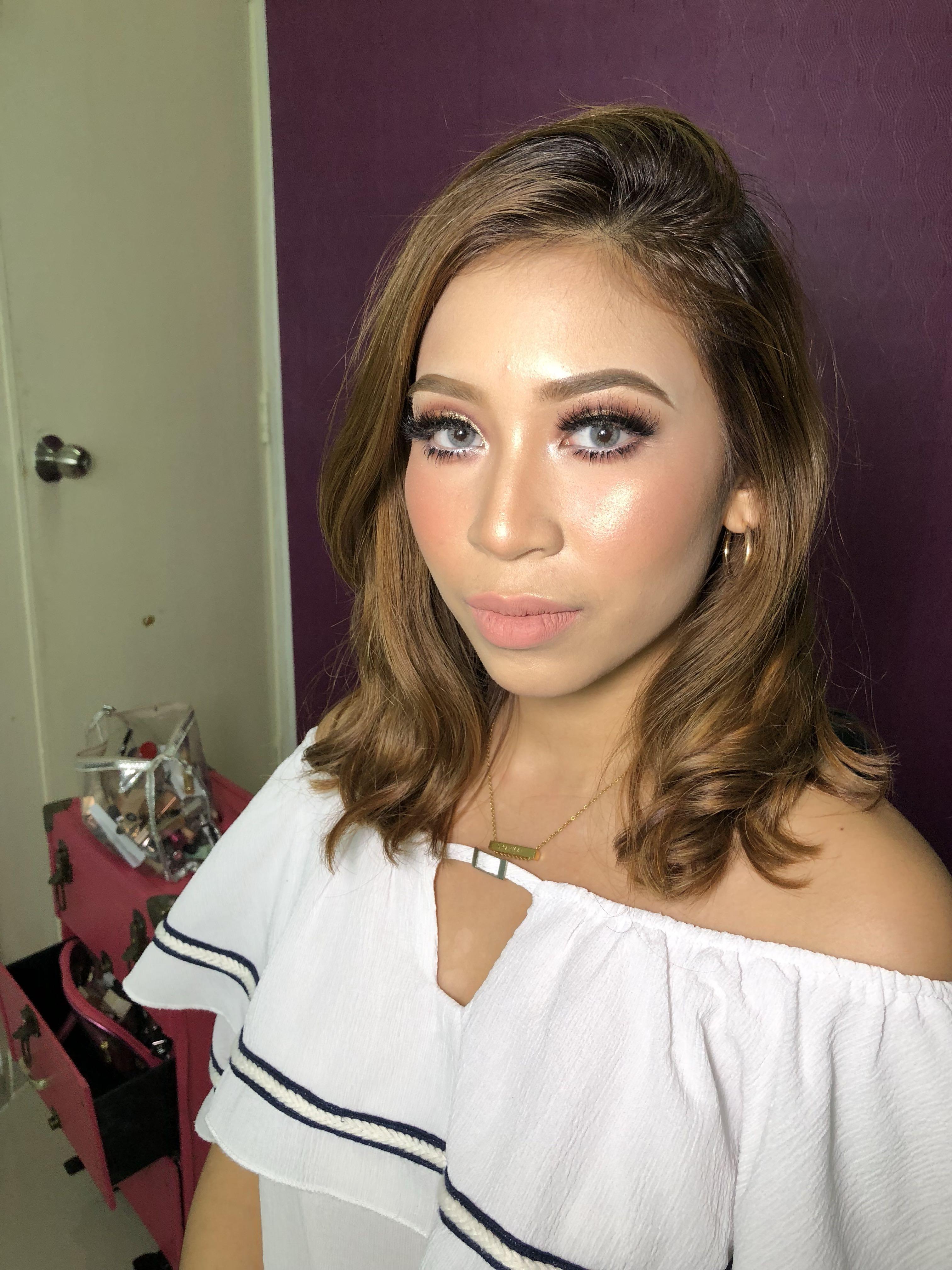 makeup servis (Category: Makeup) located in Cheras. Submitted by waniesazlan (Listing ID 198293012, Image 1). Description: hello dear.. makeup service here.. i do makeup for any occassion such as engagement, reception, solemnization, dinner or any event.. do contact me for more info #makeupservismurah #makeupnikah #makeupsanding #makeupkonvo #makeupdinner #makeuptunang.