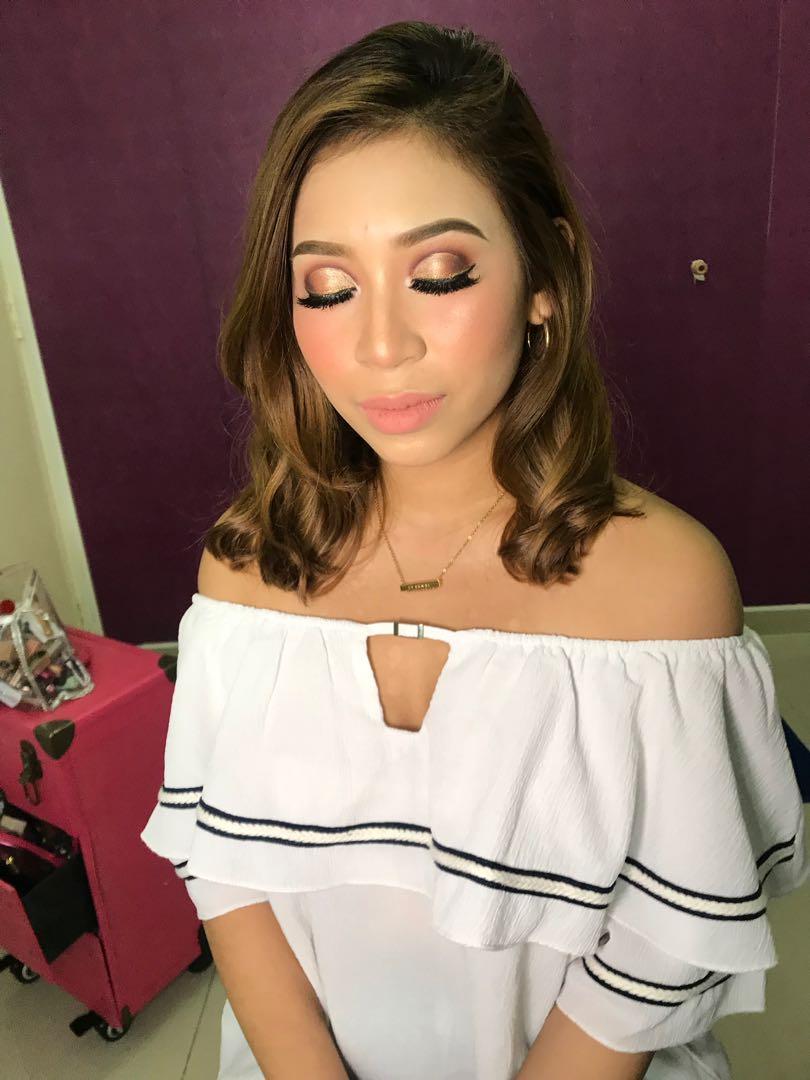 makeup servis (Category: Makeup) located in Cheras. Submitted by waniesazlan (Listing ID 198293012, Image 3). Description: hello dear.. makeup service here.. i do makeup for any occassion such as engagement, reception, solemnization, dinner or any event.. do contact me for more info #makeupservismurah #makeupnikah #makeupsanding #makeupkonvo #makeupdinner #makeuptunang.