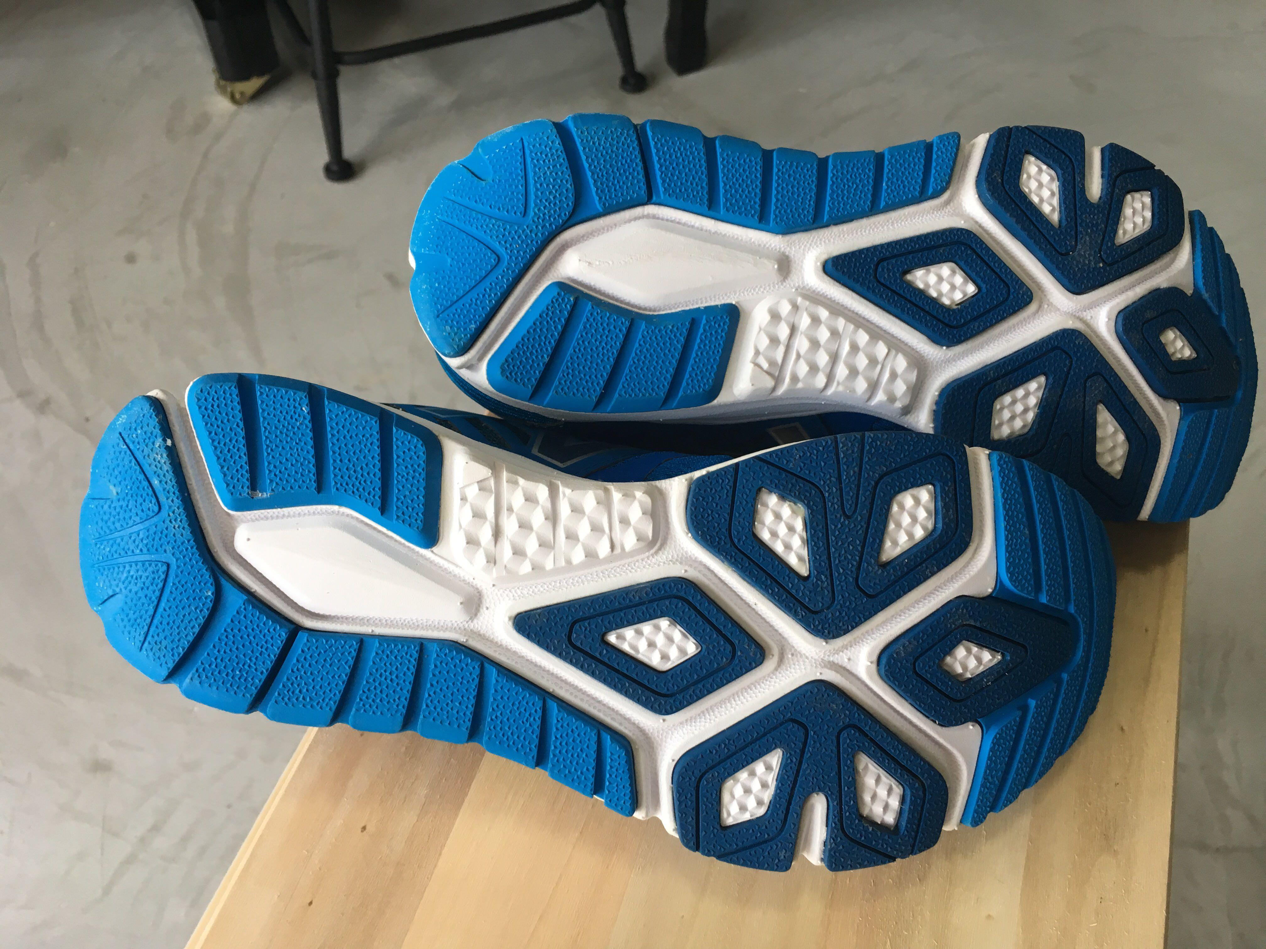 New Balance Vazee Rush US size 9, Men's Fashion, Footwear, Sneakers on  Carousell