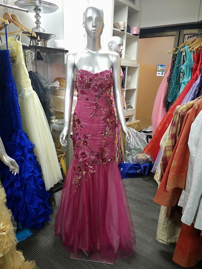 Selling. Evening Dress. Wedding. Gown. Bridal. Bride. Pengantin. Kahwin