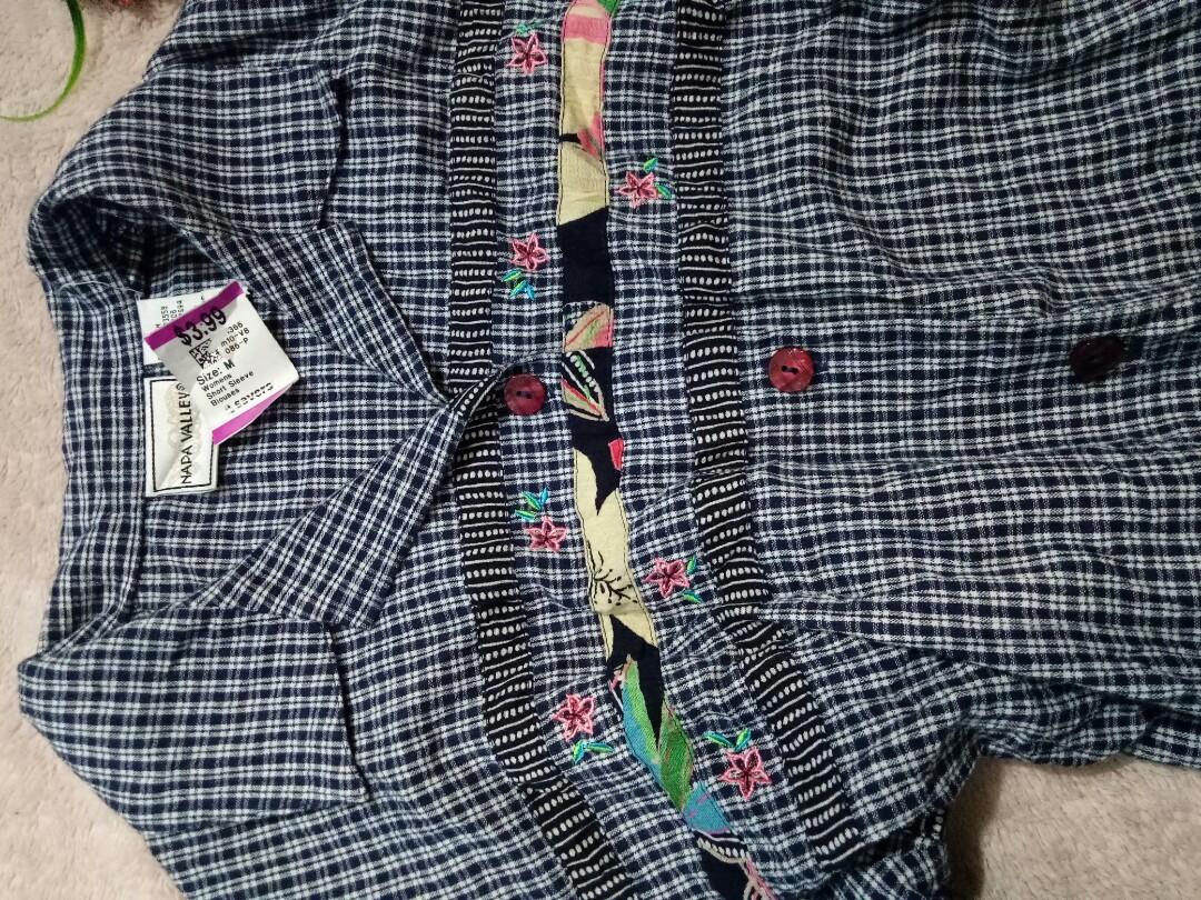 Summer Plaid Polo (Category: Coats, Jackets and Outerwear) located in Marikina City. Submitted by threefty (Listing ID 198422613, Image 3). Description: Napa Valley button down Blue / Plaid With summer inspired print across chest ** see pic Bought abroad but never worn With tag Medium on tag.