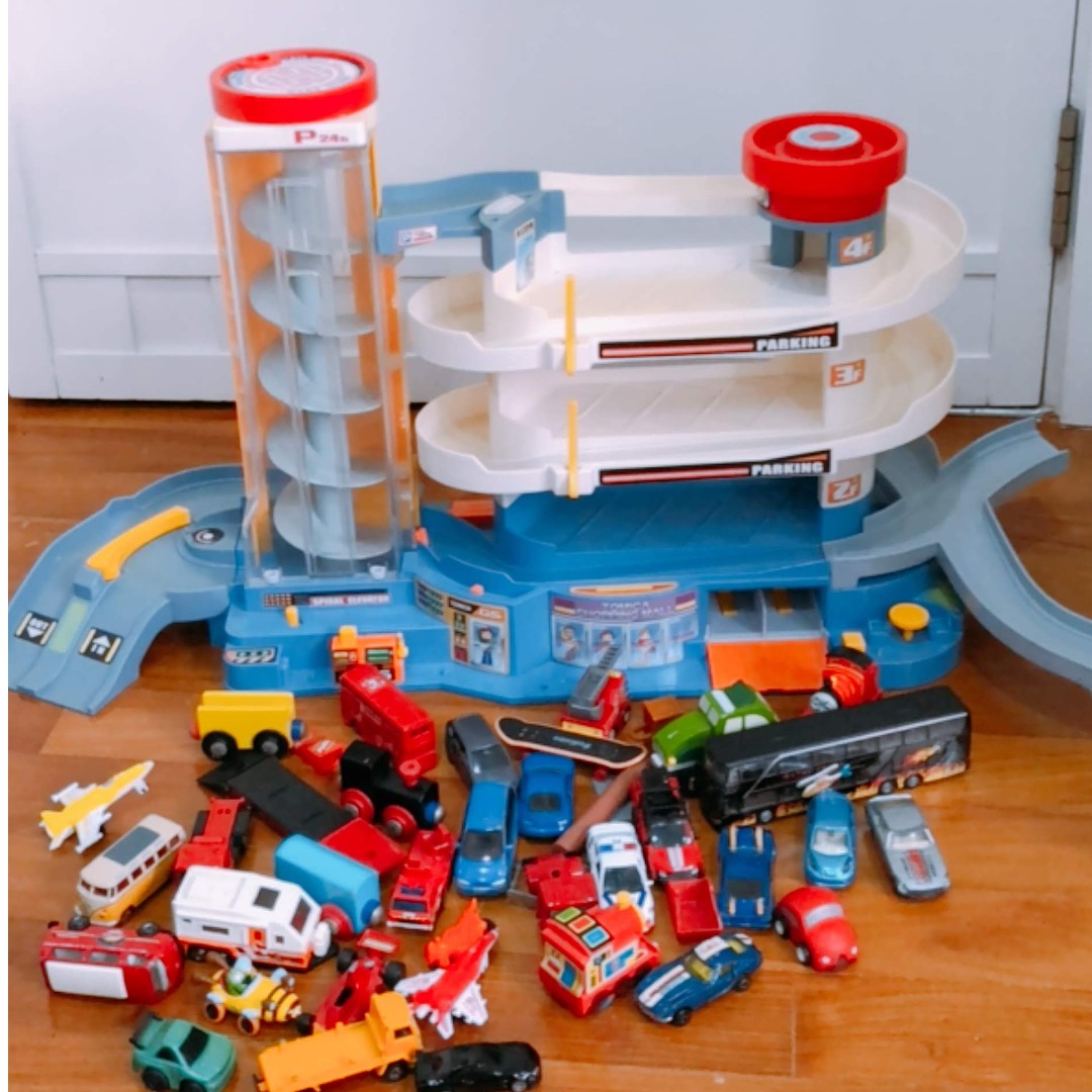 car garage playset