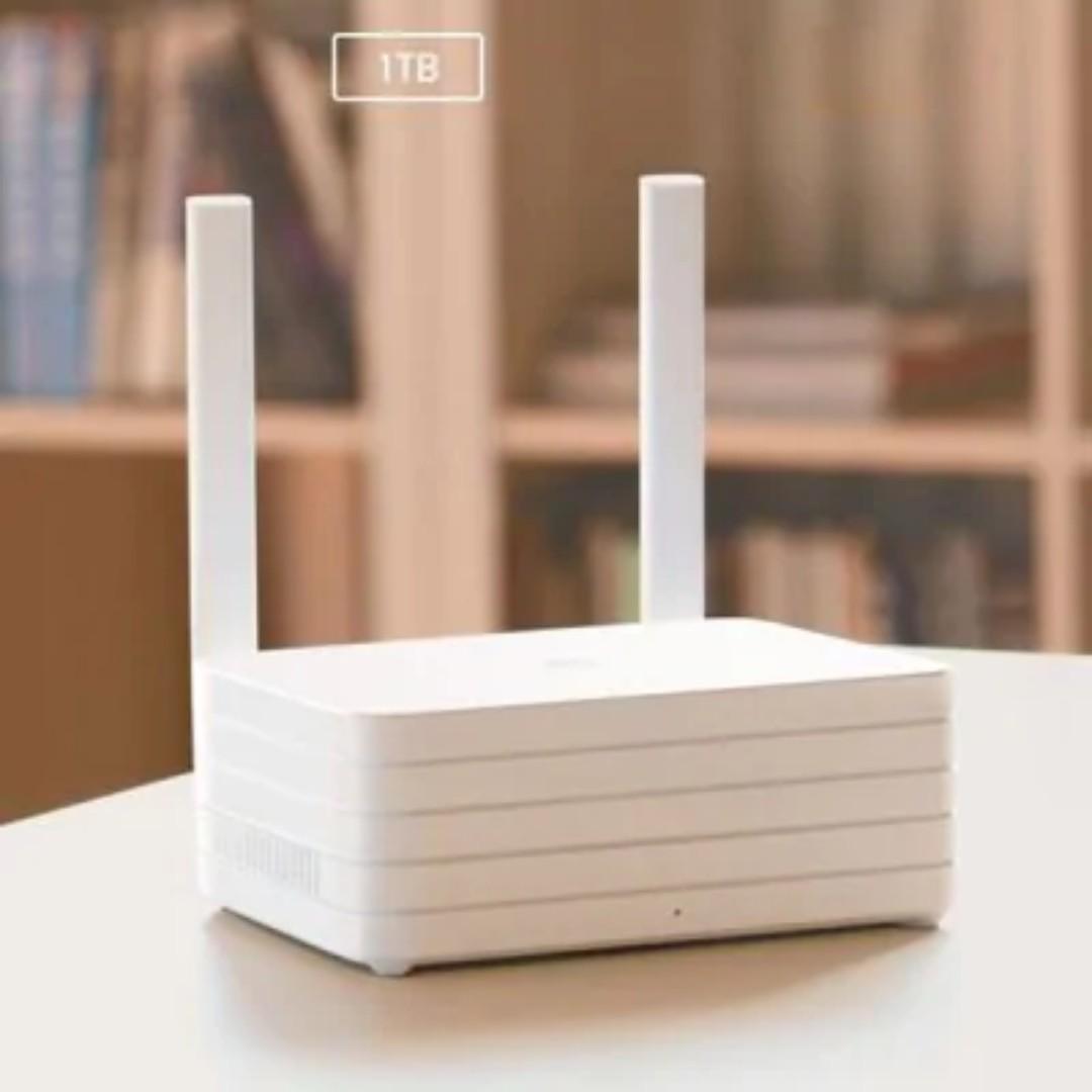 Xiaomi mi wifi 2. Xiaomi r2d. Роутер Xiaomi LTE. Router mi Home. Крепление роутера на стену Xiaomi.