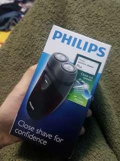 Philips electric shaver Plus