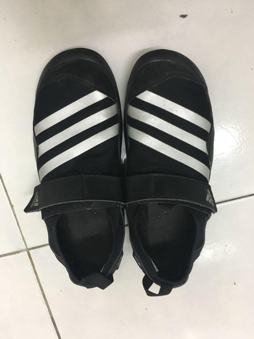 adidas traxion outdoor