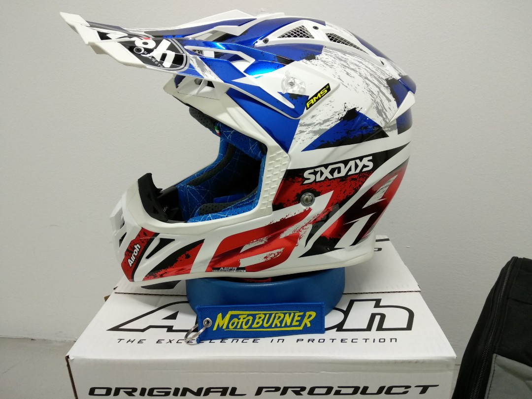 Airoh Aviator 2.3 Six Days 2019, Motorcycles, Motorcycle Apparel on  Carousell