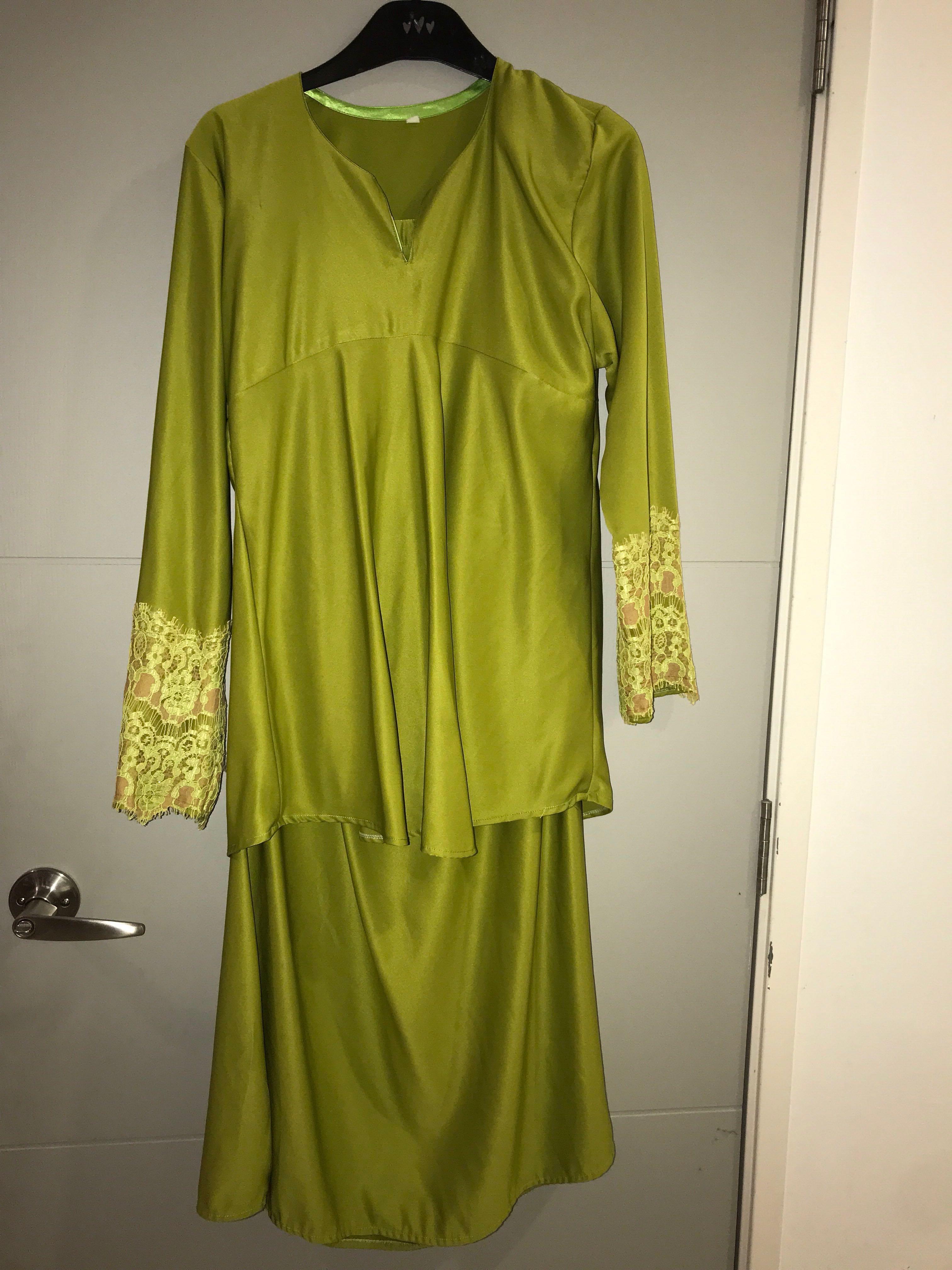 Baju Kurung Moden Hijau Daun Pisang Green Women S Fashion Clothes Dresses On Carousell