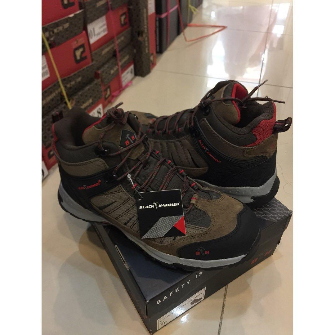 black hammer shoes price