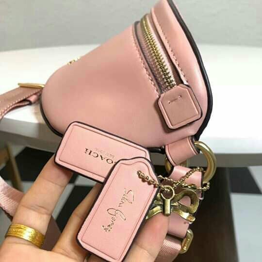 coach fanny pack selena gomez