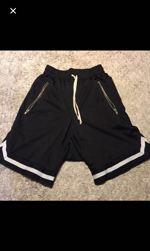 Drop Crotch Berms, Men's Fashion, Clothes, Bottoms on Carousell